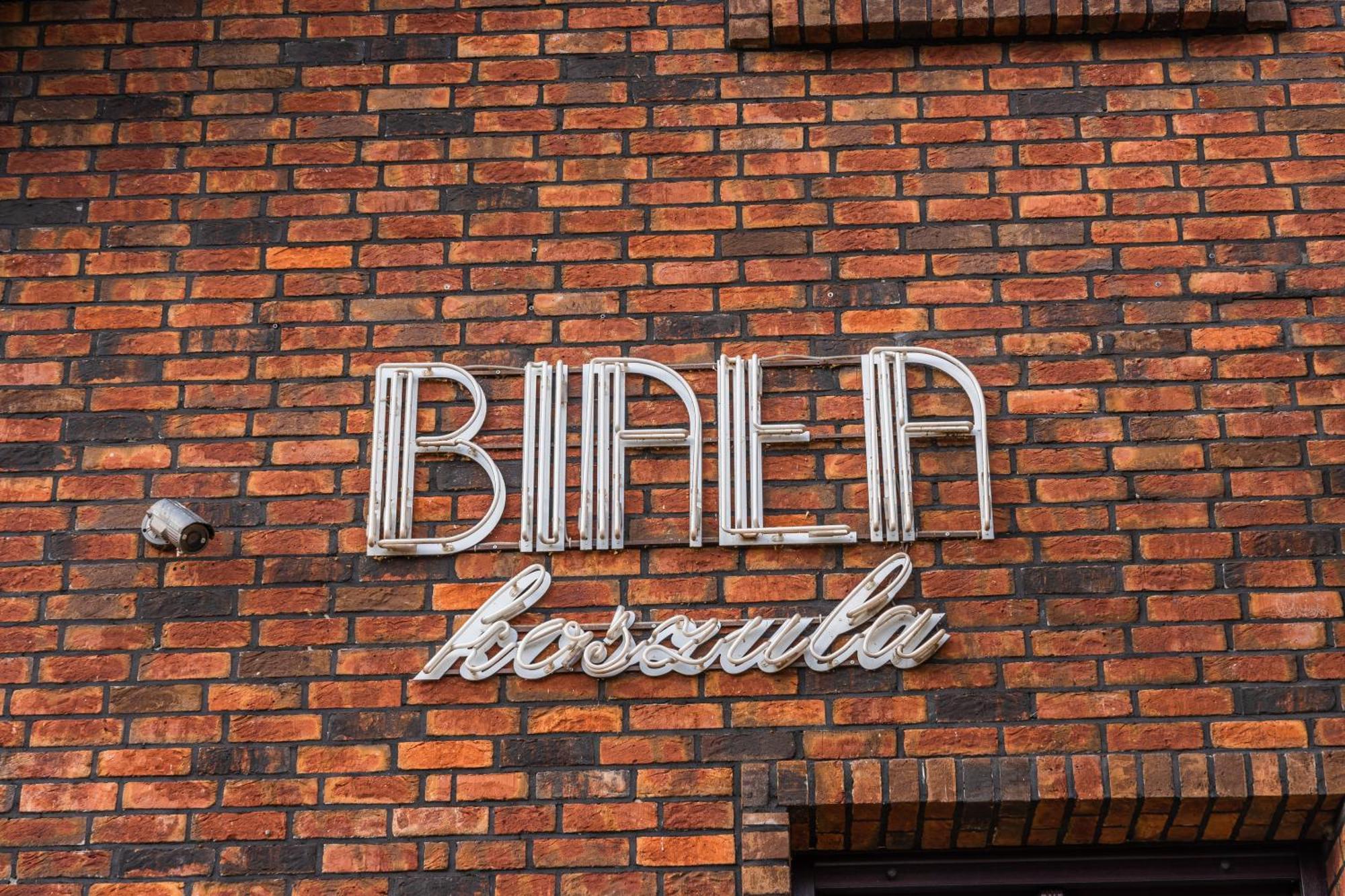 Biala Koszula Hotel Tleń Exterior foto