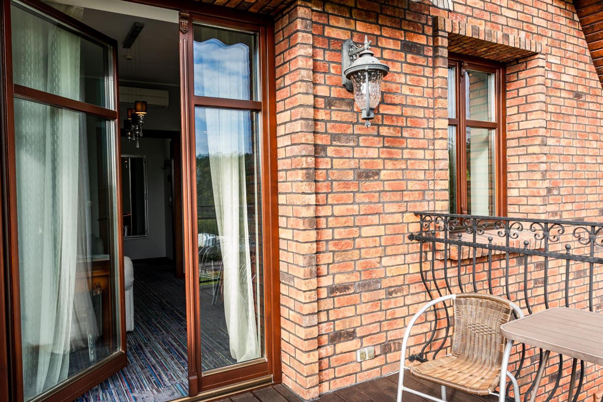 Biala Koszula Hotel Tleń Exterior foto